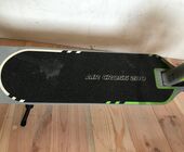 Самокат Blade Sport Air Cross 230, grey/green УЛИЧНАЯ ВИТРИНА