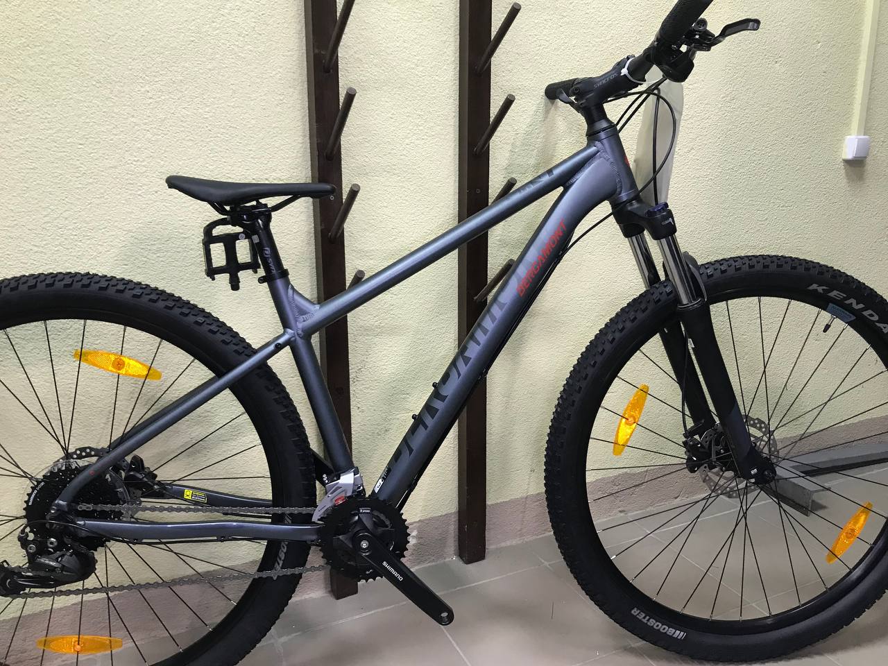 Велосипед Bergamont Revox 4 27.5" 2021 grey Велосипед Bergamont Revox 4 27.5" 2021 grey